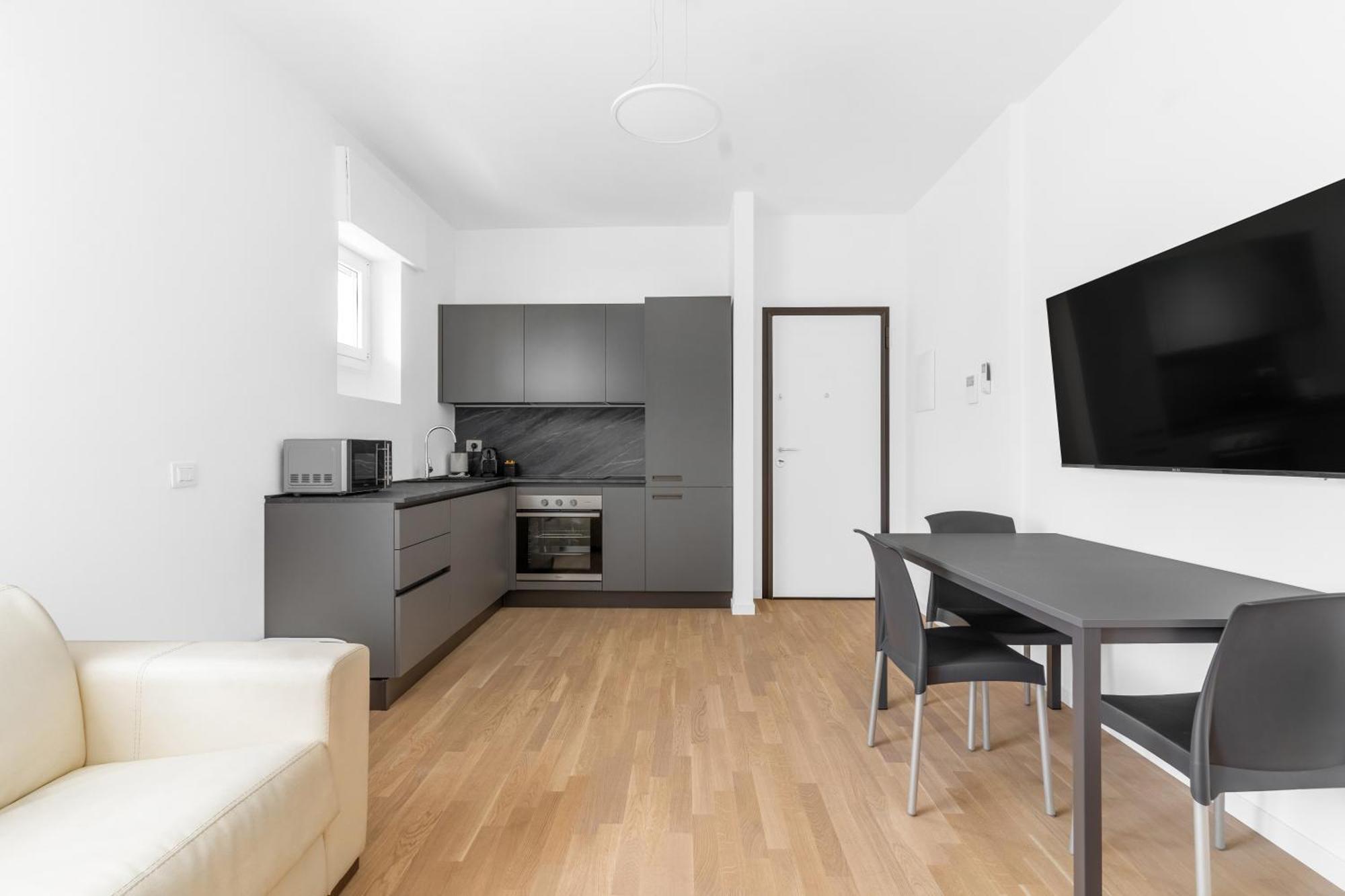 Mi Casa - Appartamento In Ponte Nuovo Milan Exterior photo